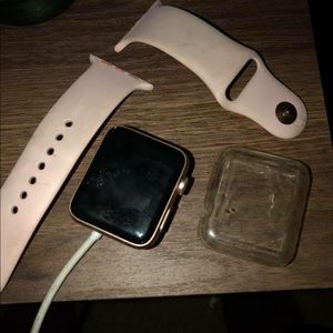 Apple Watch series 3 GPS ONLY 42mm